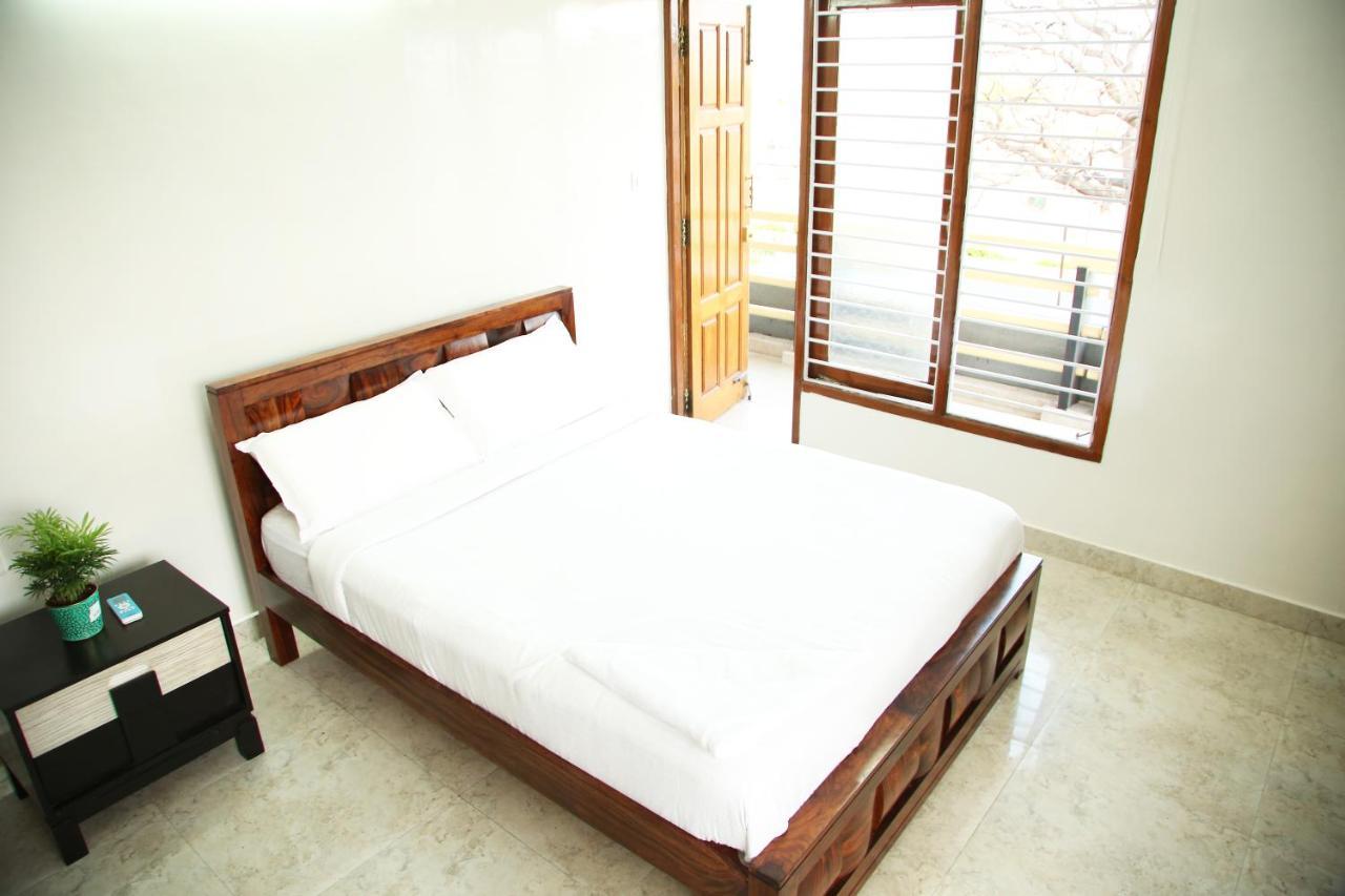 Kolam Elliots Beach Bed & Breakfast Chennai Exterior photo